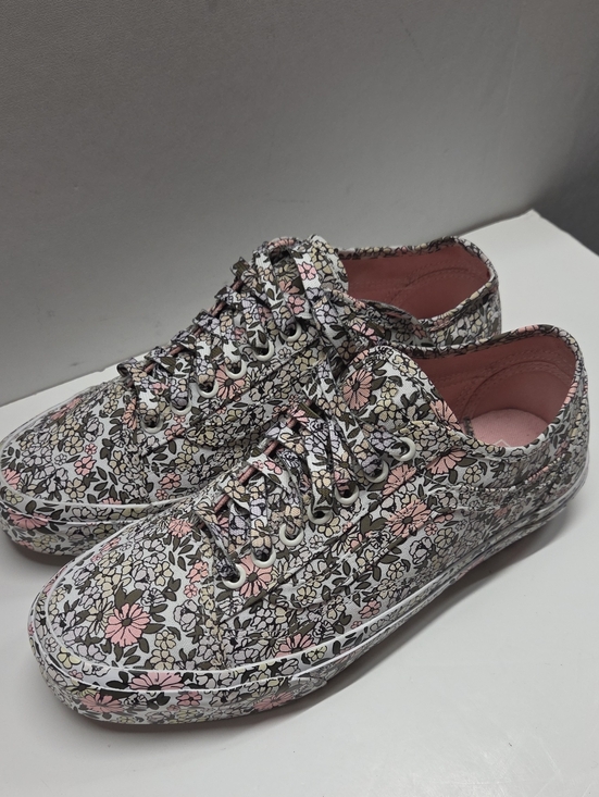 Vans Shoes - Vans Floral Lace-Up Women's Sneakers in Pink and White Size 9.5